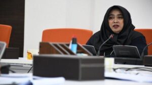 anggota-komisi-ii-dprd-jawa-barat-dra-hj-tia-fitriani